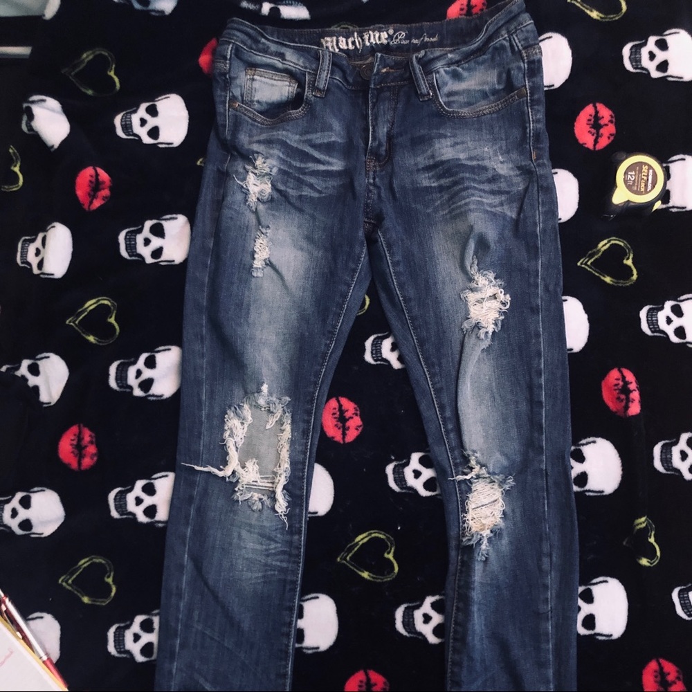 Machine destroyed skinny jeans